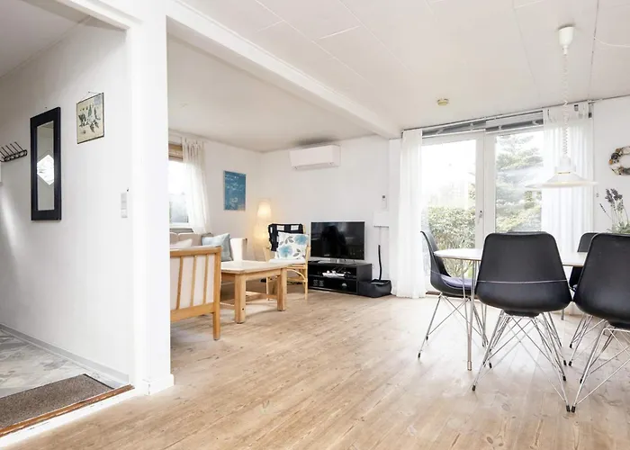 Дом отдыха Two-bedroom In Borkop 8 Egeskov (Syddanmark)
